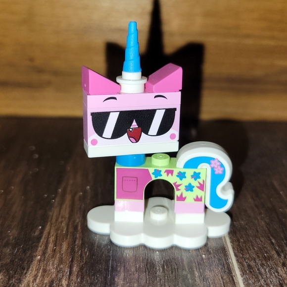 LEGO Unikitty Series 1 Minifigures 41775 Cat Shades - Picture 1 of 7